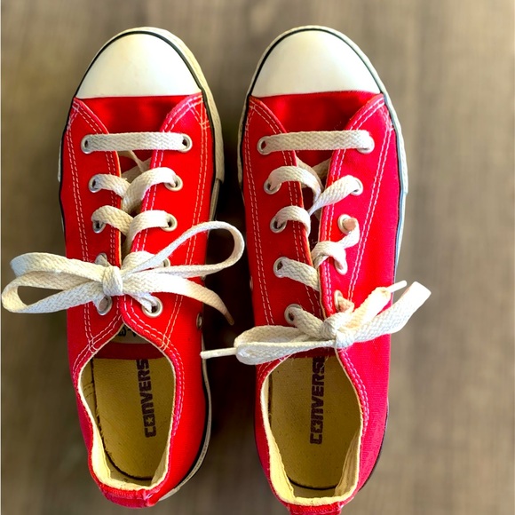 Boys Red Chucks Like New - Picture 1 of 8